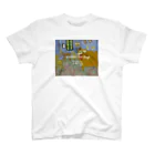 pinaのグッズの絵画にまざるオカメチャン:ゴッホ Regular Fit T-Shirt