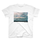 dainosukeのBEACH by FIND スタンダードTシャツ