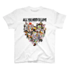 ハイジのキャンプのall you need is love Regular Fit T-Shirt