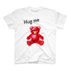 cocoartの雑貨屋さんの【Hug me】（赤くま） スタンダードTシャツ