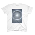 コメディアンホラーニシヤマショップの太陽の輪 Regular Fit T-Shirt