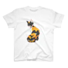 あいこの部屋　丸の世界の振り向き三毛猫 Regular Fit T-Shirt