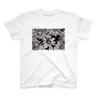 HANAZONOMOMOKAのモノクロ花園ロゴ Regular Fit T-Shirt