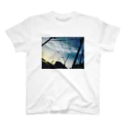 かおこshopの夕方の空 Regular Fit T-Shirt