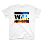 立花けんのグッズ屋さんのWAIT(ビーチ) Regular Fit T-Shirt