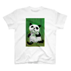 Washiemon and Ai-chan's ShopのPANDA No.4 Regular Fit T-Shirt