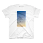 Sunrise Trip の三日月と金星のランデヴー スタンダードTシャツ