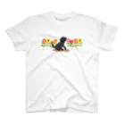 ハッピー・ラブラドールズのブラックラブラドールとデイジー Regular Fit T-Shirt