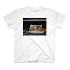 半年寝太郎のinstaworthy cafe スタンダードTシャツ