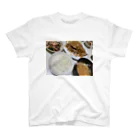 日々ご飯の生姜焼き定食 スタンダードTシャツ