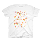 Okota.の黄色い葉っぱのお花 スタンダードTシャツ