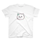 うめ味のおもちのもちねこ スタンダードTシャツ