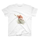 Amiの赤侍猫 Regular Fit T-Shirt