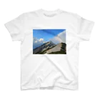 ∠続・やまいもとろろの燕岳の風景写真Tシャツ スタンダードTシャツ