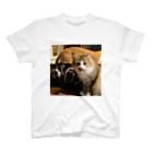 koikeikoのペロンチョ猫 スタンダードTシャツ