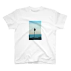 ちゃんと学生の海辺のカーブミラー🏝 スタンダードTシャツ