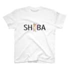 柴三堂の赤SHIBA 티셔츠