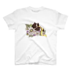 Lichtmuhleのお花とモルモット07 Regular Fit T-Shirt