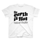 ワールドエンド ヒッチハイクのデ・ラ・アース　De La Earth Regular Fit T-Shirt