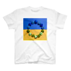 OMAME  花束みたいなアクセサリー💐のウクライナ支援　～縁～PEACE　　コロンとかわいいアフリカンキルトのくるみボタン スタンダードTシャツ