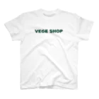 VEGE SHOPのVEGE SHOP 緑文字 Regular Fit T-Shirt