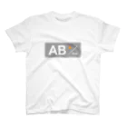 変なTシャツの人のブラッドタイプＴ－AB型 Rh(+) Regular Fit T-Shirt