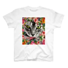 SMILE&ROCK!!《旧にこにこ屋》の花畑の中の猫　MAKE love. スタンダードTシャツ