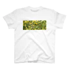 天秤座の雨上がりの菜の花 Regular Fit T-Shirt