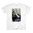 ‍るかのうちの猫 Regular Fit T-Shirt