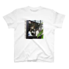 ショップ猫家族の猫家族 Regular Fit T-Shirt