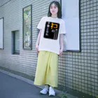 ＠maharamothraのネコの下僕となれ（下地看板あり） Regular Fit T-Shirt