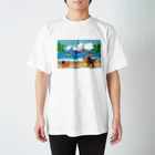 UEMURA SHOPの夏の恐竜バカンスTシャツ Regular Fit T-Shirt