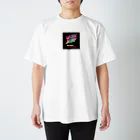 Mioluckypinkyの充電中　子猫 Regular Fit T-Shirt