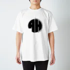 ATELIER-H   -HouZA official Goods Station-のAH丸太アイコン　クロ Regular Fit T-Shirt