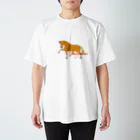 Atelier カントレラの栗毛の馬場馬さん Regular Fit T-Shirt