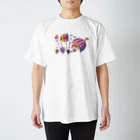 ハチネッコのミルチーのシャワー Regular Fit T-Shirt