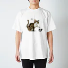 Cleavageのロゴにゃんこ Regular Fit T-Shirt