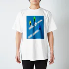 おっくんのふざけた服屋さんのボートレース　大穴 Regular Fit T-Shirt