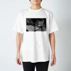 早乙女まどかのモノクロフラワー Regular Fit T-Shirt