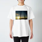 NAKAGAWA Tの江ノ島沖に沈む夕日 スタンダードTシャツ