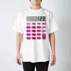 フォーヴァの電卓ピンク Regular Fit T-Shirt