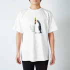 It is Tomfy here.のペンギンとアイス Regular Fit T-Shirt