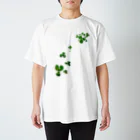 アイネっこのお店のうさぎとクローバー Regular Fit T-Shirt