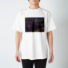 サラのアートTシャツの湖上の家　House in Water スタンダードTシャツ