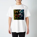 Takuya-craftの薔薇の二面性 Regular Fit T-Shirt