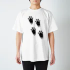 Husky'S Herb Gardenの走り抜ける犬 Regular Fit T-Shirt