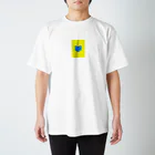 DOLLAmake ドラメイクのぼくらの辞書缶バッジ(黄) Regular Fit T-Shirt