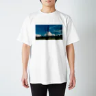 お店をお見せ。のどう見ても夏だね。 Regular Fit T-Shirt