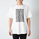 SayoShiotaのイスラム幾何学模様（グレー） Regular Fit T-Shirt