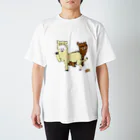 Sunny Heart　野生動物保護 wildlife carerのアルパカ　ココ＆テディ  Regular Fit T-Shirt